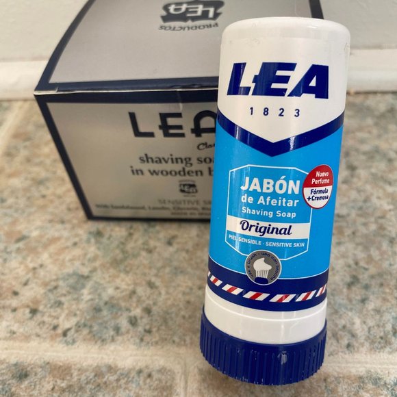 LEA Shaving Soap Set (men) - Picture 2 of 2